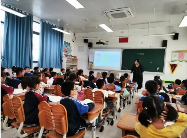 勞動教育課程體系加強學生動手能力實踐能力和創新能力的培養